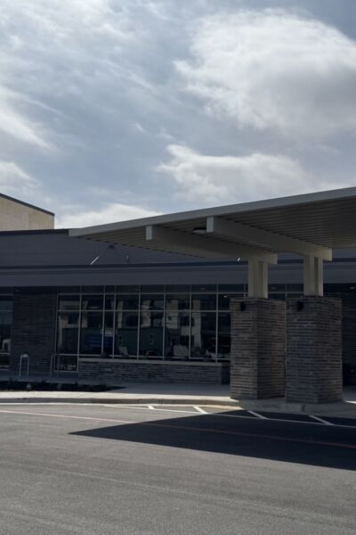 Photo of Del Valle Health & Wellness Center Photo of Del Valle Health & Wellness Center